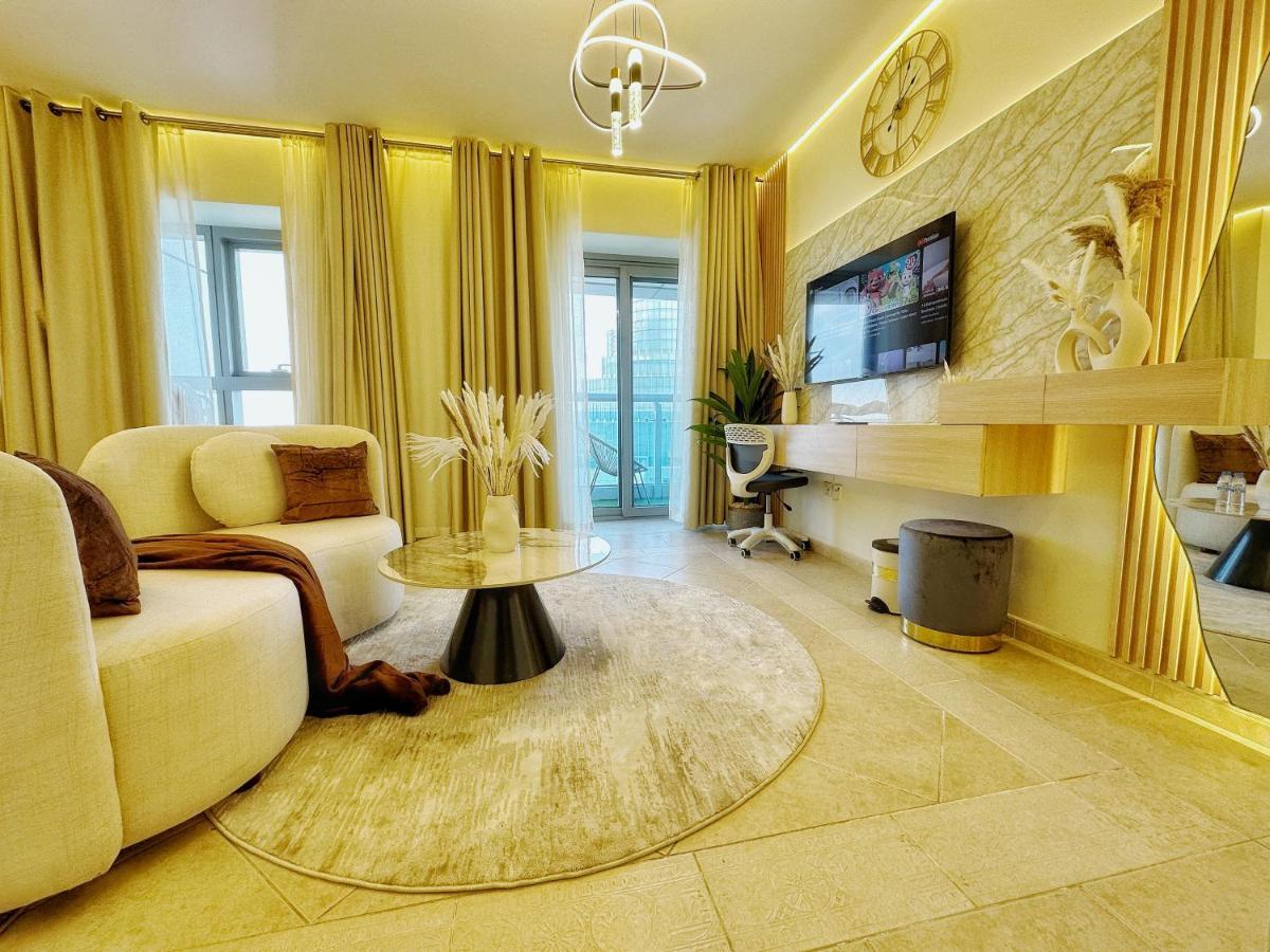 Life Above Clouds Apartment Dubai Exterior photo